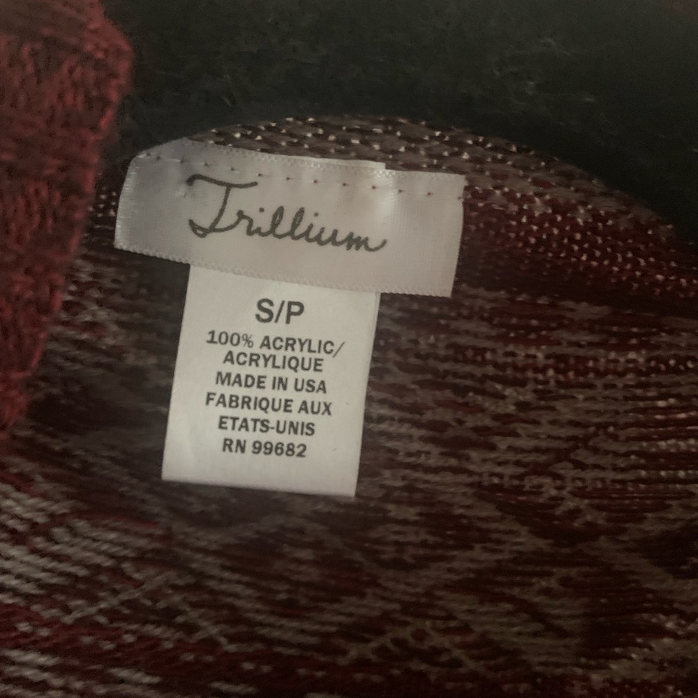 Francesca's Collections Burgundy Sweater